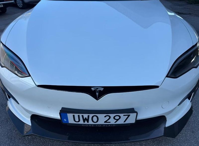 Tesla Model S Plaid AWD SoH 86% Tažné Yoke - fotka 12 z 20