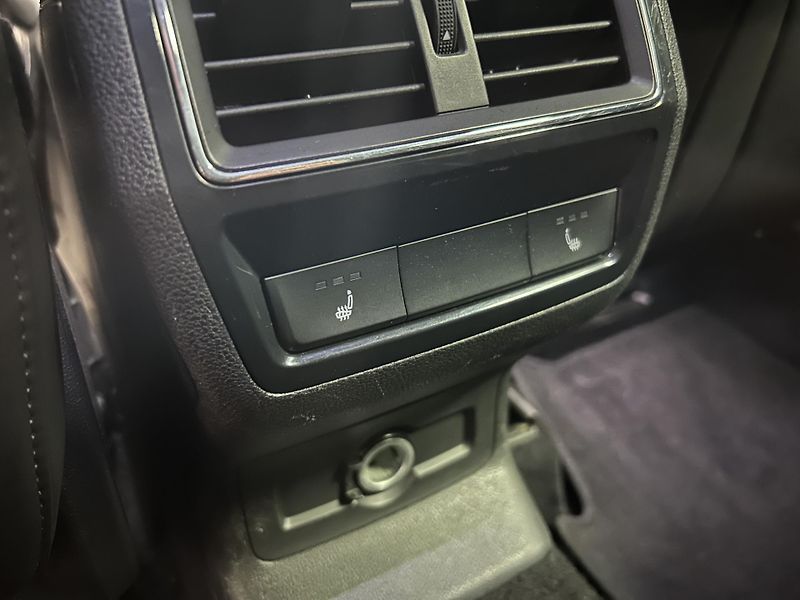 Škoda Karoq (2018) 1.6TDi Style Plus LED NAVI TZ - fotka 21 z 32