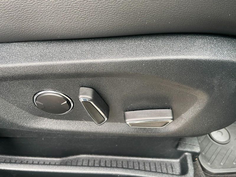 Škoda Rapid (2015) 1.2 TSi 63kW! 2 sady kol! - fotka 21 z 25