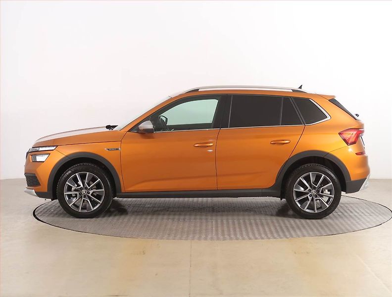 Škoda Kamiq (2022) Scoutline 1.0 TSI - fotka 3 z 19