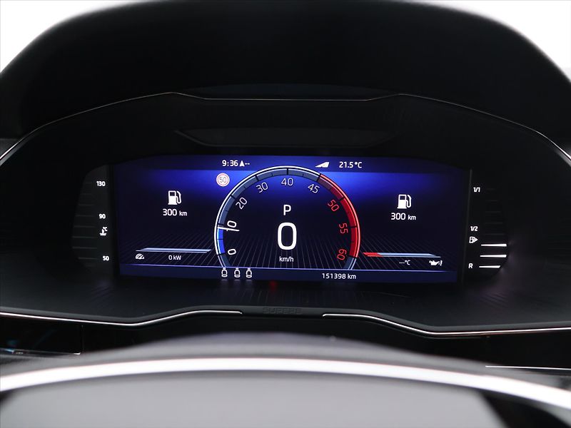 Škoda Superb 2,0 TDI 110kW DSG L&K DPH CZ - fotka 17 z 33
