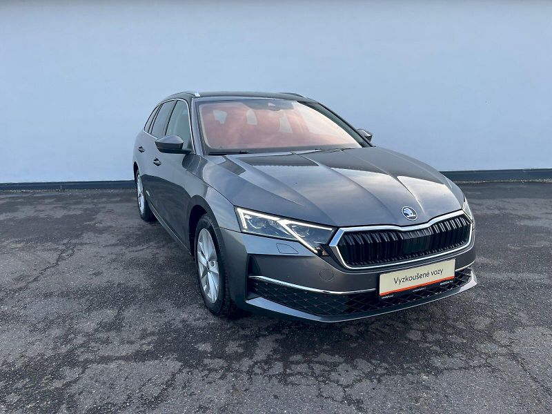 Škoda Octavia (2024) COMBI TOP SELECTION 2,0 TDI 85 - fotka 10 z 34