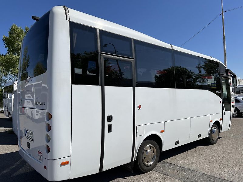 Isuzu Novo Lux EEV - fotka 3 z 10