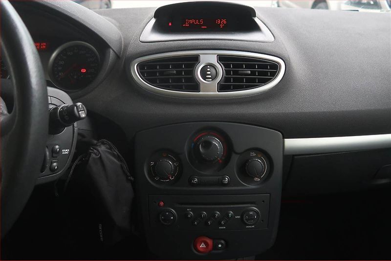 Renault Clio (2008) 1.2 16V , po STK, Klima - fotka 10 z 12