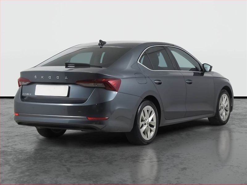 Škoda Octavia (2020) 2.0 TDI, Navi, Tempomat - fotka 5 z 19