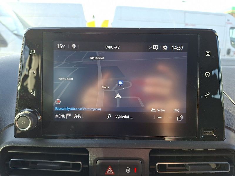 Opel Combo LIFE XL 1,2T 130k EAT8 7.Míst - fotka 20 z 25