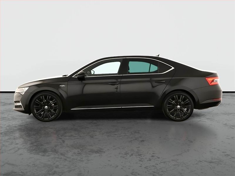 Škoda Superb (2023) Laurin&Klement 2.0 TDI - fotka 3 z 21
