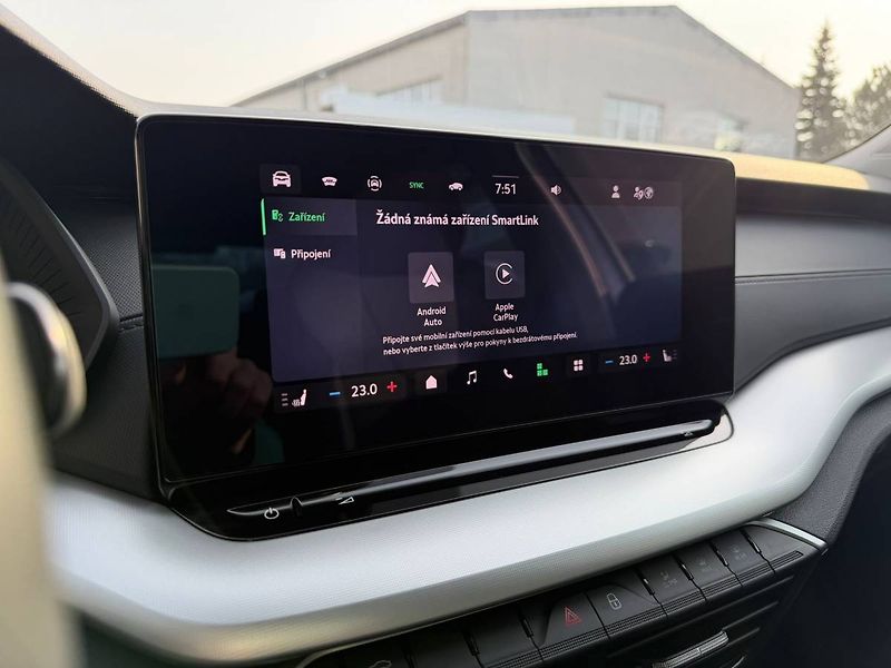 Škoda Octavia Selection 1,5 TSI 85 kW 6° MP - fotka 8 z 25