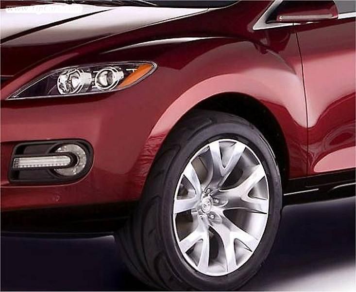 Koncept MX Crossport naznačuje tvary nového SUV CX - 7.