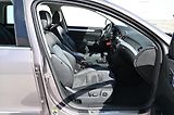 Škoda Superb 2.0TDI 125KW rezervace 3/2011 - náhled 24