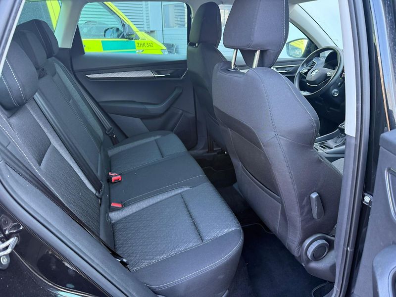 Škoda Karoq Style 2.0TDI 110kw DSG 4x4 - fotka 20 z 22