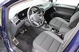 Volkswagen Touran (2023) 1.5 TSI DSG 7 míst Tažné LED - náhled 16