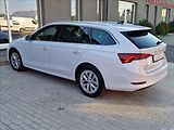 Škoda Octavia 2.0 TDI DSG Style,ČR,1.Maj - náhled 7
