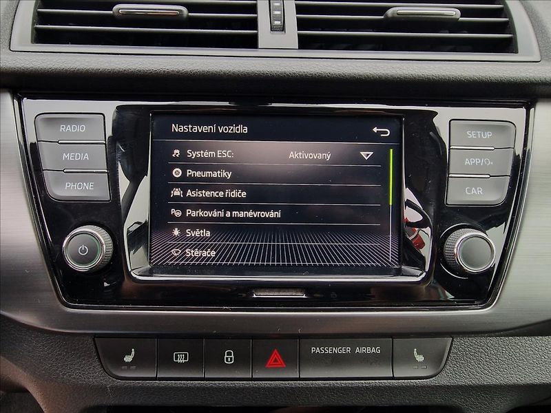 Škoda Fabia 1.0TSI Style, původ ČR,1.Maj. - fotka 31 z 48