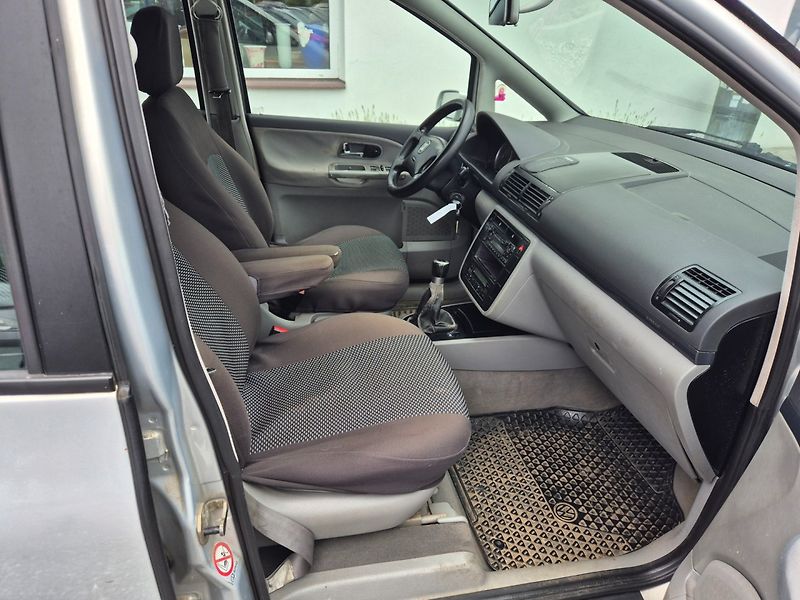 Seat Alhambra (2003) 1.9 TDI Rozvody 7Míst - fotka 8 z 24