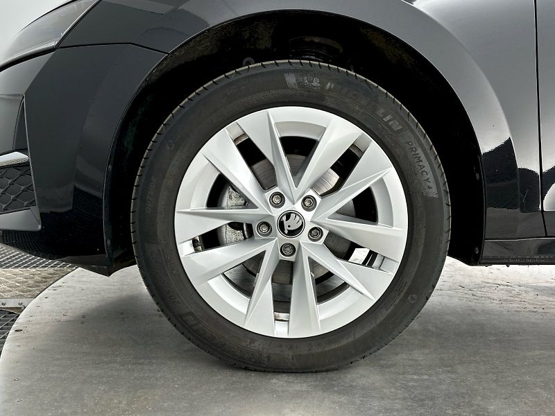 Škoda Octavia (2025) Combi 1.5TSI 110kW Top Selecti - fotka 31 z 31