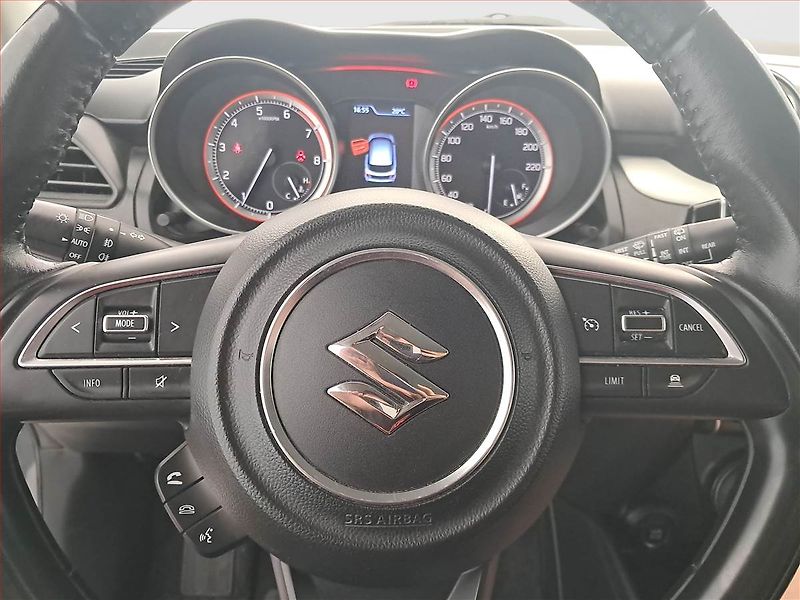 Suzuki Swift (2018) 1.0 BoosterJet SHVS - fotka 17 z 17