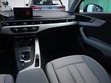 Audi A4 (2018) 2.0 TDI, Automat, Navi - náhled 8