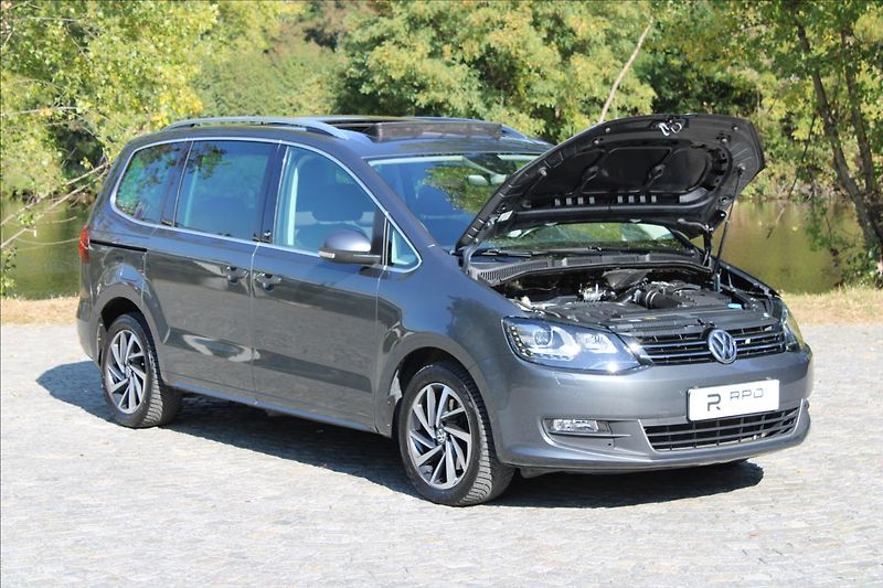 Volkswagen Sharan 2.0 TDI / DSG / TOP-VÝBAVA - fotka 47 z 48