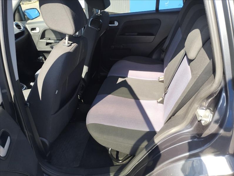 Ford Fusion 1,4 59KW  NOVE ROZVODY BRZDY - fotka 10 z 15