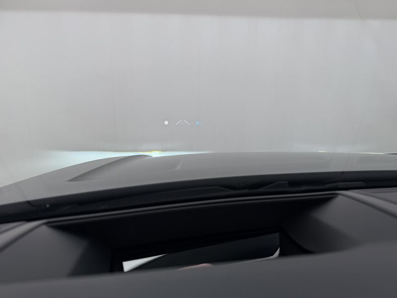 Volkswagen Touareg 3.0Tdi*1-MAJ*DPH*HUD*R-LINE* - fotka 39 z 47