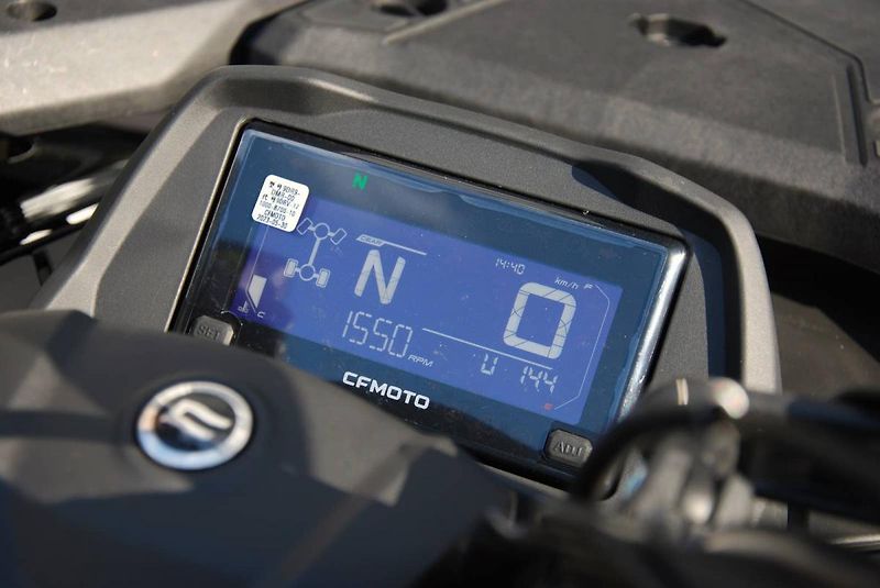 CFMOTO Gladiator X520 (2026) Gladiator X520A BLACK - fotka 19 z 25