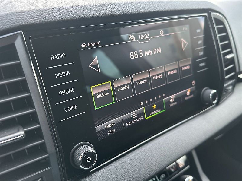 Škoda Karoq (2025) 2.0 TDI 4x4 DSG Sportline - fotka 14 z 33