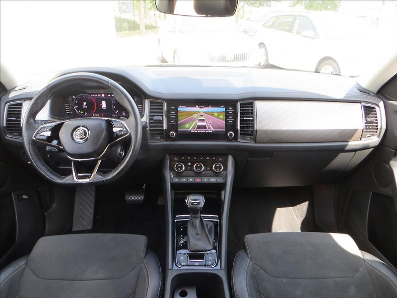 Škoda Kodiaq 2,0 TDI Style DSG 4x4 Tažné ČR - fotka 33 z 33
