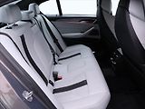 BMW M5 4,4 V8 441kW xDrive Individual - náhled 14