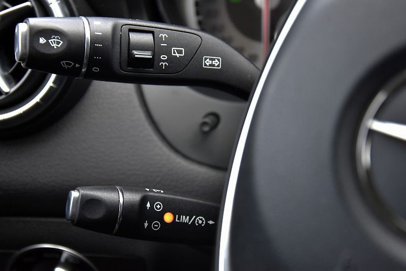 Mercedes-Benz CLA 200 CDi A/T,XENON,NAVI,KAMERA - fotka 18 z 50