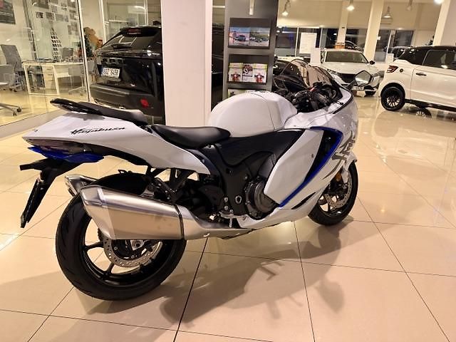 Suzuki GSX 1300 R Hayabusa (2026) - fotka 3 z 6