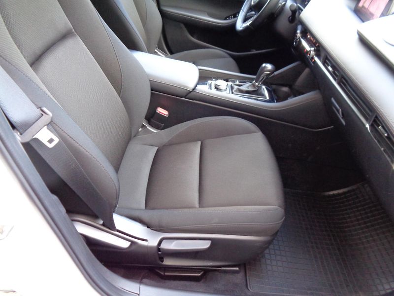 Mazda 3 122PS,AT,Exc-line,p.Style,z.pn - fotka 24 z 26