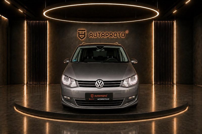 Volkswagen Sharan (2015) 2.OTDi-130kW-DSG-Highline-7mís - fotka 2 z 14
