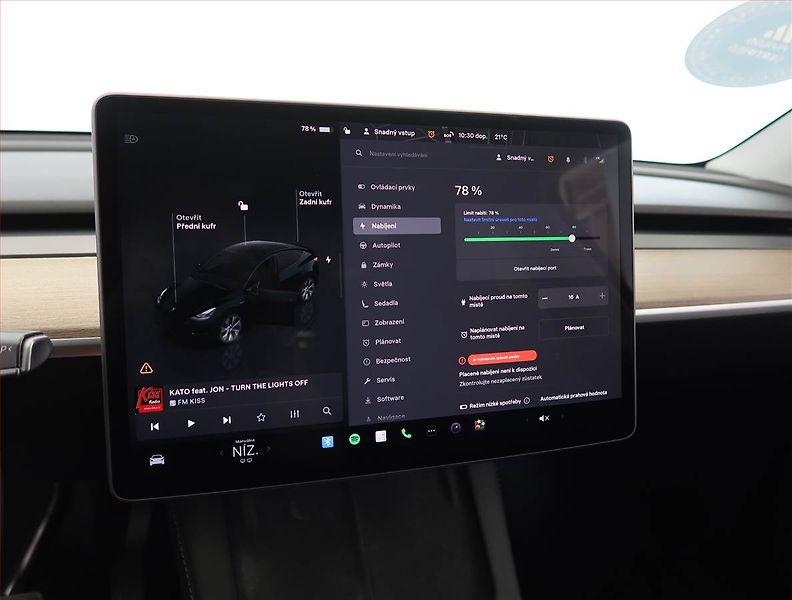Tesla Model Y (2023) Long Range AWD 79kWh, SoH 91% - fotka 21 z 33