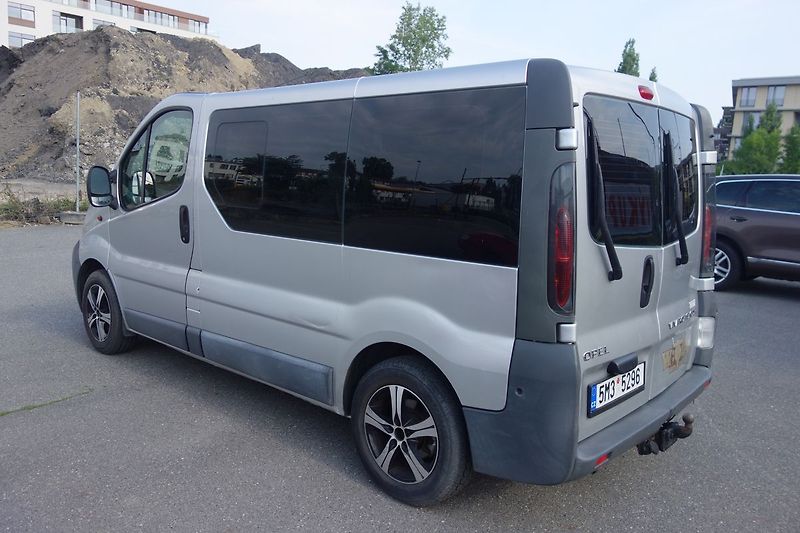 Renault Trafic 1,9DCi 74 kW 8 míst !! - fotka 7 z 33