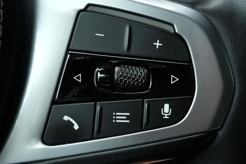 BMW X5 45e, ČR, H/K, Ventilace, Tažné - fotka 20 z 43