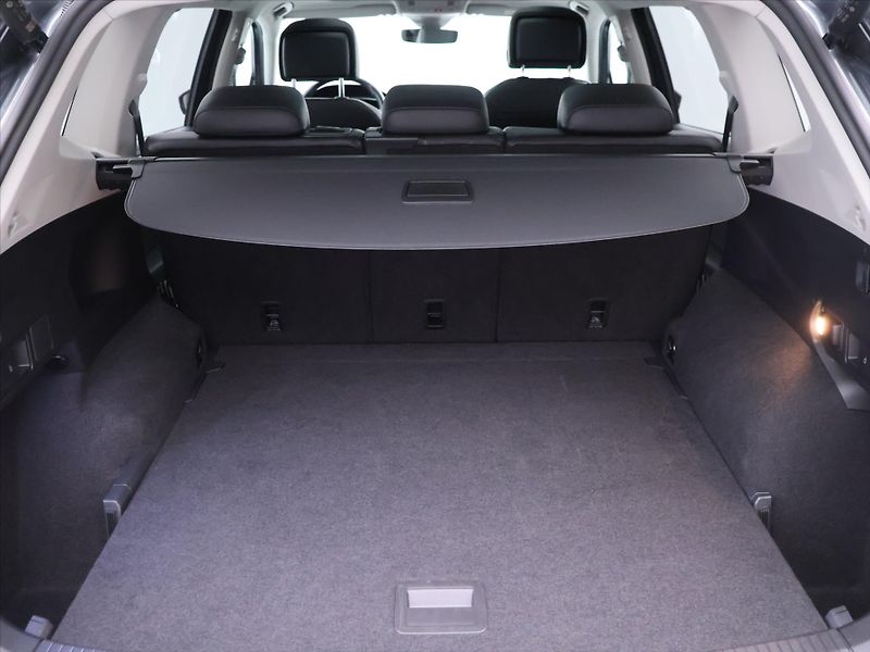 Volkswagen Tiguan Allspace 2,0 TSI 140kW DSG 4M Kůže DPH - fotka 10 z 38