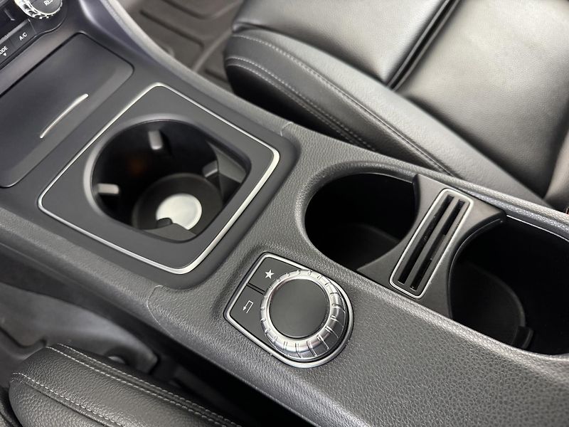 Mercedes-Benz CLA 220d AUT*130kW*REZERVACE! - fotka 22 z 33