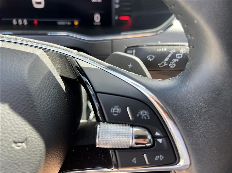 Škoda Superb 2,0 TDi DSG STYLE záruka - fotka 13 z 17