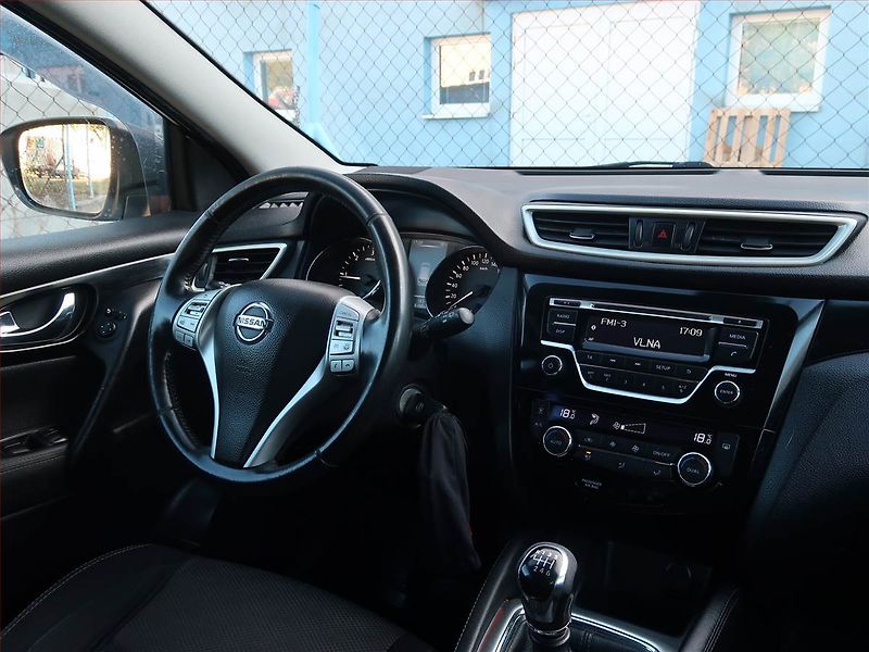 Nissan Qashqai (2014) 1.5 dCi, Serv.kniha, Tempomat - fotka 7 z 15