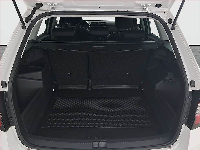 Škoda Fabia (2022) Ambition Plus 1.0 TSI, ČR - fotka 13 z 19