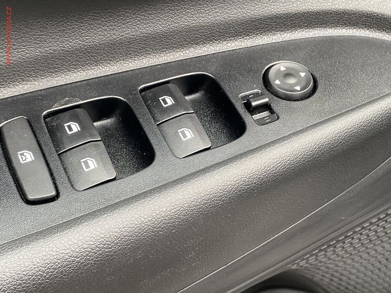 Hyundai i20 (2023) 1.0 T-GDi, 1.maj,ČR, Smart - fotka 11 z 21