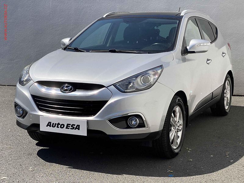 Hyundai ix35 (2012) 1.7 CRDi, ČR, AC, panor - fotka 3 z 18