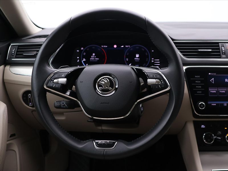 Škoda Superb 2.0 TDI 147kW DSG L&K DPH CZ - fotka 16 z 30
