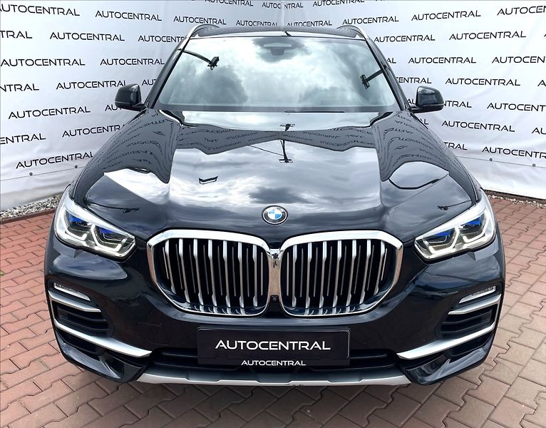 BMW X5 3,0 D,195kW,X-DRIVE,DPH - fotka 2 z 32