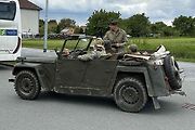 Veterány soutěžící o Zlomenou poloosu při své zastávce v Koutech