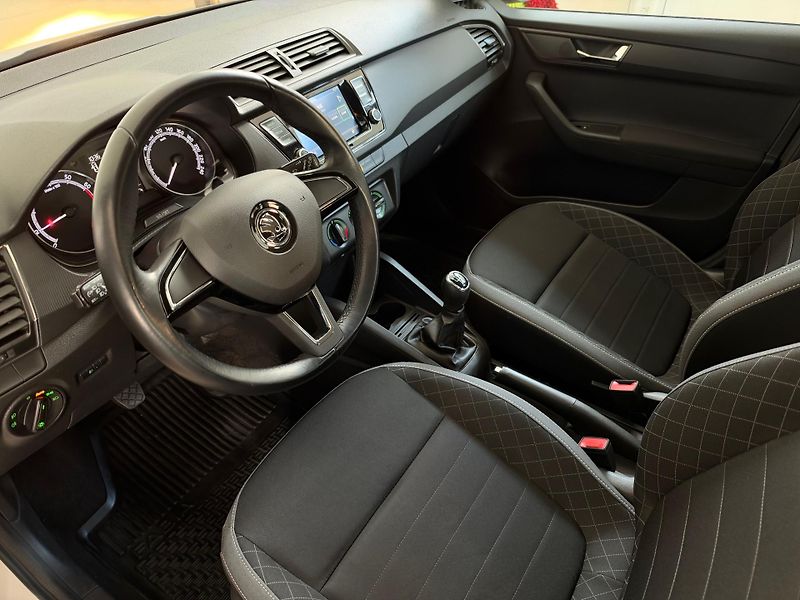 Škoda Fabia (2020) Ambition 1.0 TSI - CZ - DPH - fotka 9 z 21