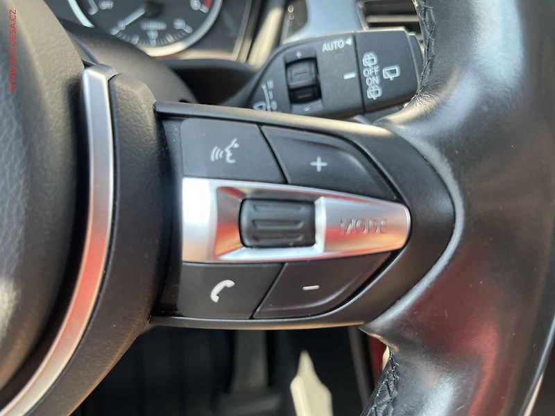 BMW X1 (2018) 2.0d sDrive18d, ČR, AT, navi - fotka 14 z 15