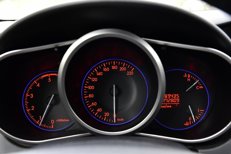 Mazda CX-7 2.2 MZR-CD 4WD,NAVI,VÝHŘEV,TZ - fotka 17 z 39