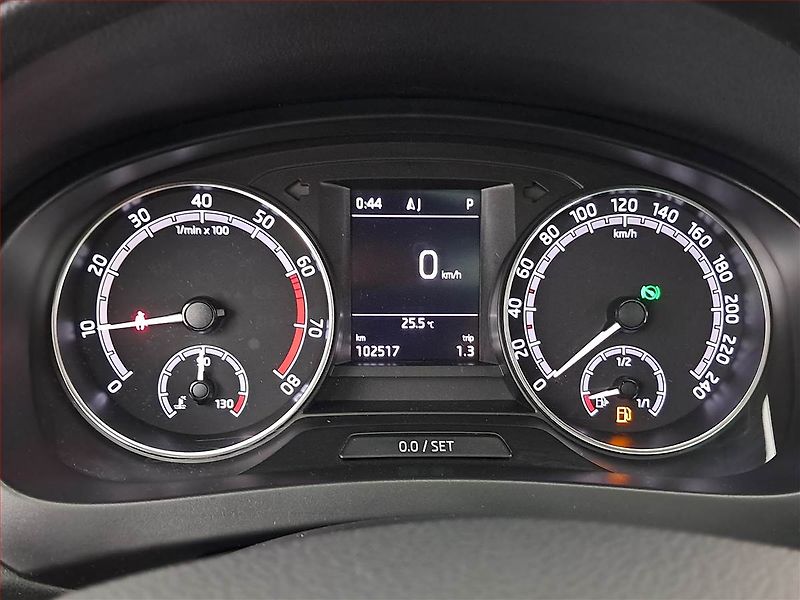 Škoda Rapid (2018) Spaceback 1.0 TSI, Automat - fotka 11 z 20